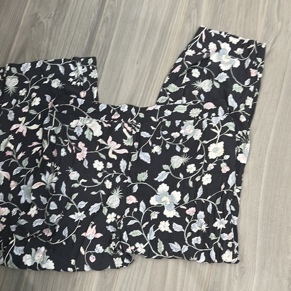 LOFT Pants - Picture 5 of 5